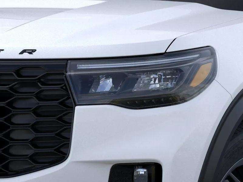 2026 Ford Explorer - Image 18