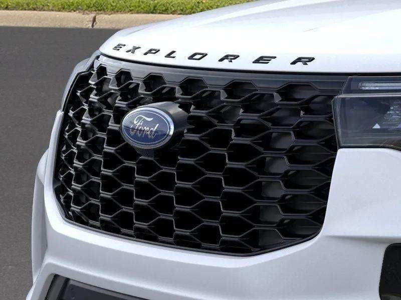 2026 Ford Explorer - Image 23