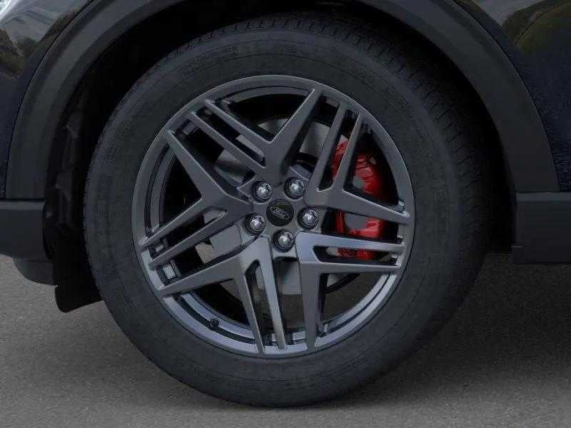 2026 Ford Explorer - Image 19