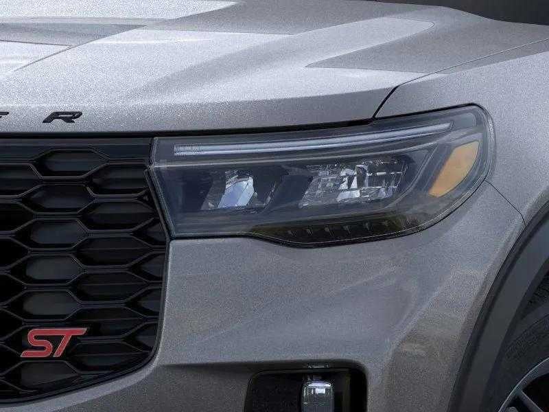 2026 Ford Explorer - Image 18