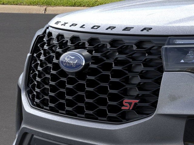 2026 Ford Explorer - Image 40