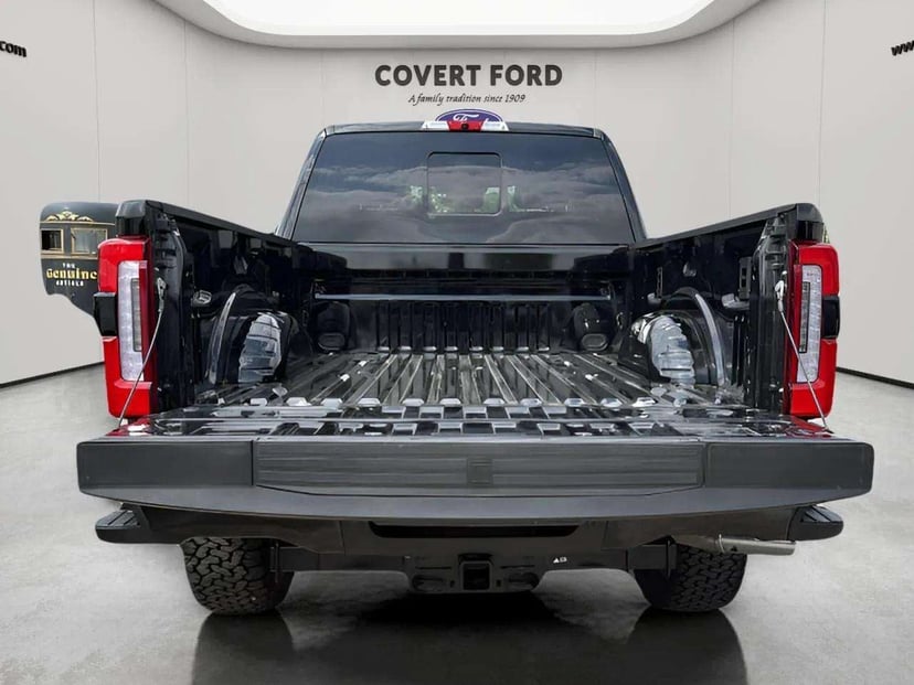 2026 Ford F-250SD - Image 9