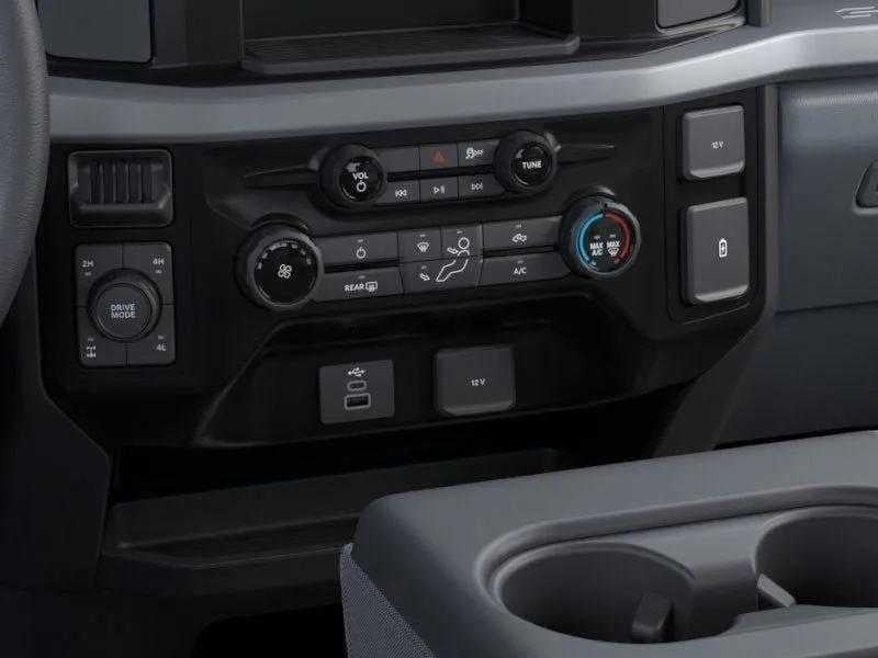 2026 Ford F-250SD - Image 15