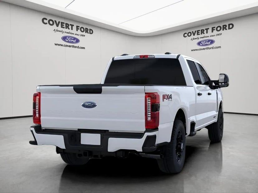 2026 Ford F-250SD - Image 8