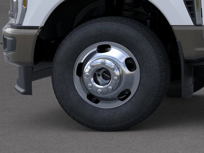 2026 Ford F-350SD - Image 19