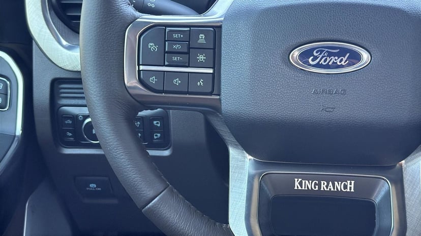 2026 Ford F-350SD - Image 10