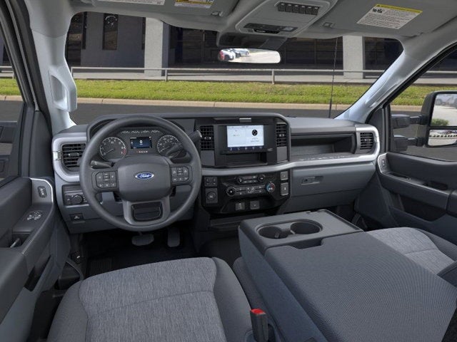 2026 Ford F-250SD - Image 31