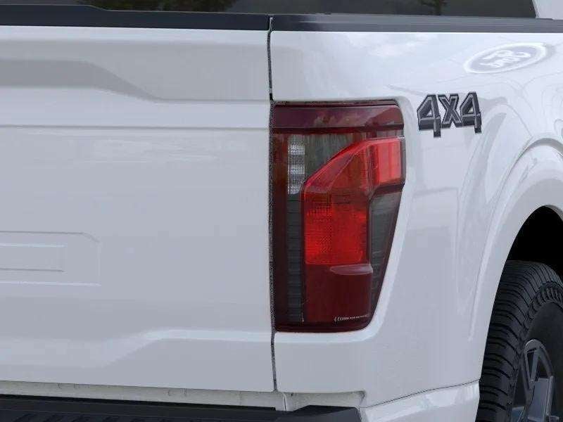 2026 Ford F-150 - Image 21