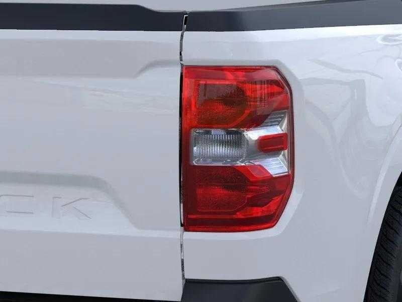 2026 Ford Maverick - Image 22