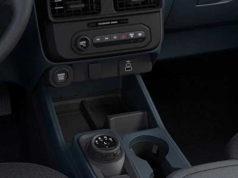 2025 Ford Maverick - Image 16