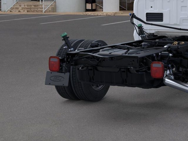 2026 Ford F-450SD - Image 21