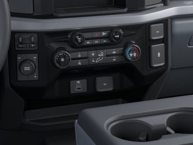 2026 Ford F-450SD - Image 15