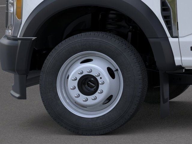 2026 Ford F-450SD - Image 19