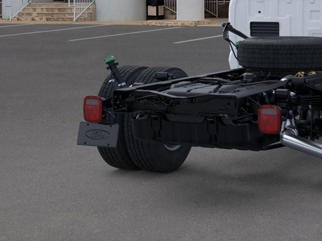 2026 Ford F-350SD - Image 21