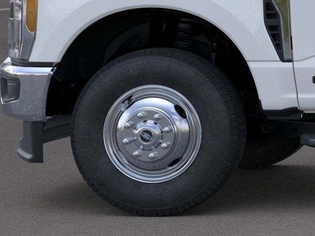 2026 Ford F-350SD - Image 18