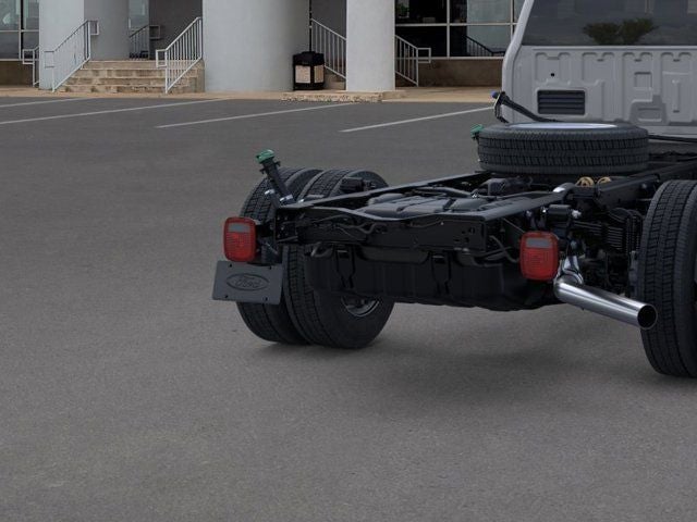 2026 Ford F-550SD - Image 21