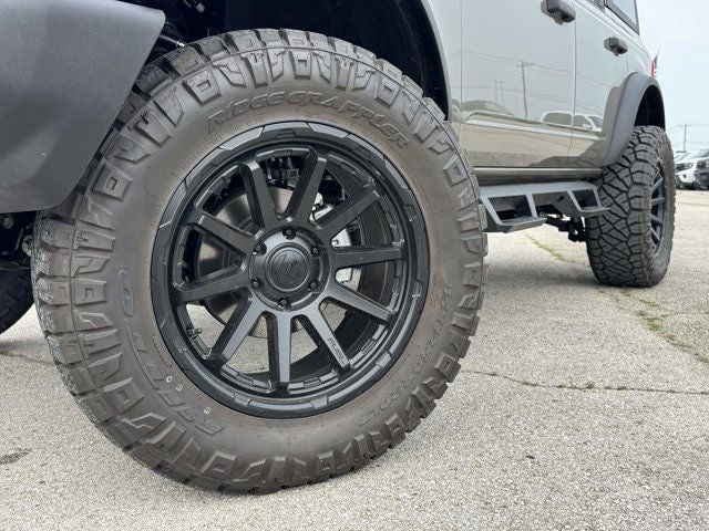 2026 Ford Bronco - Image 2