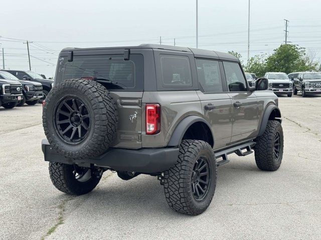2026 Ford Bronco - Image 6