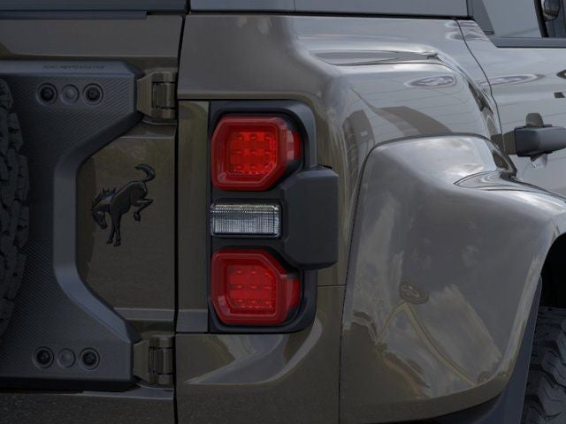 2026 Ford Bronco - Image 16