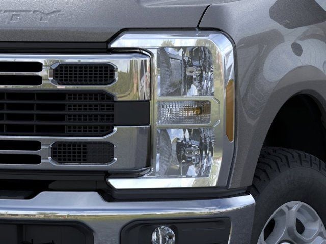 2026 Ford F-250SD - Image 18