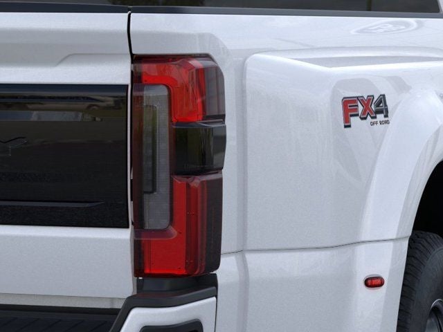 2026 Ford F-350SD - Image 21