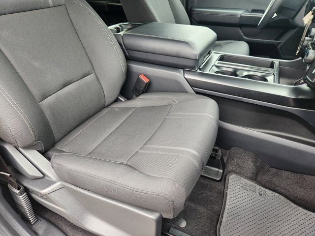 2026 Ford F-150 - Image 13