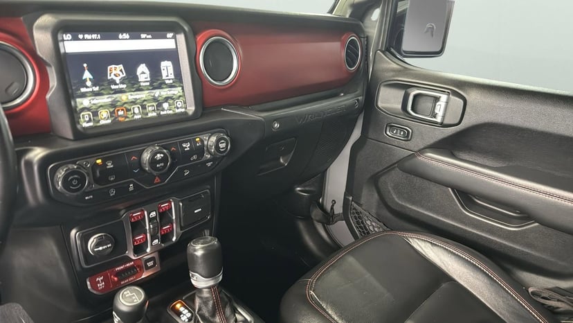 2019 Jeep Wrangler - Image 20