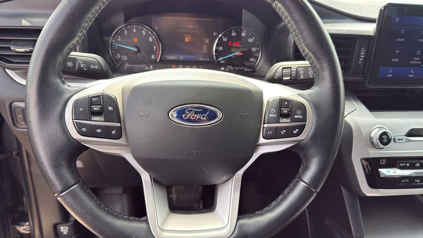 2021 Ford Explorer - Image 14