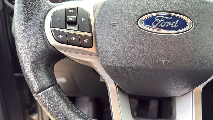 2021 Ford Explorer - Image 16