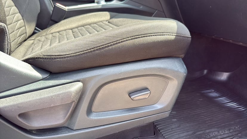 2021 Ford Explorer - Image 24