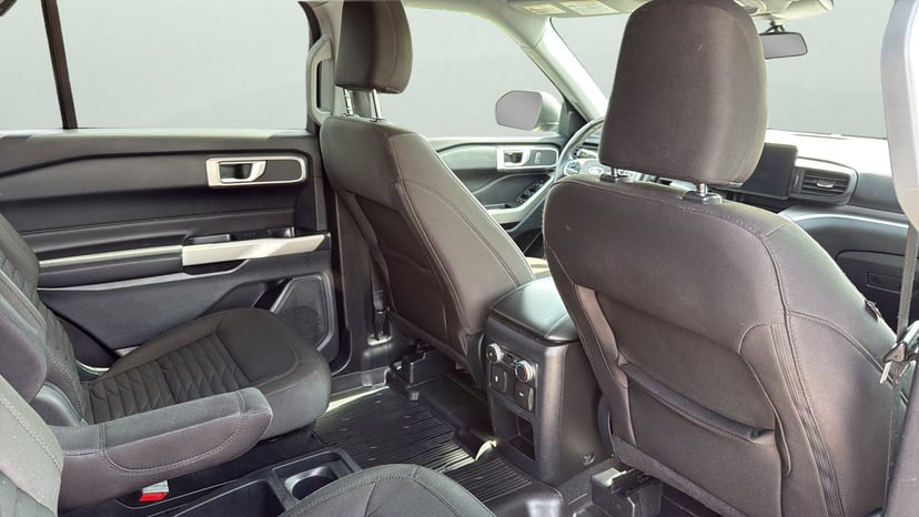 2021 Ford Explorer - Image 28