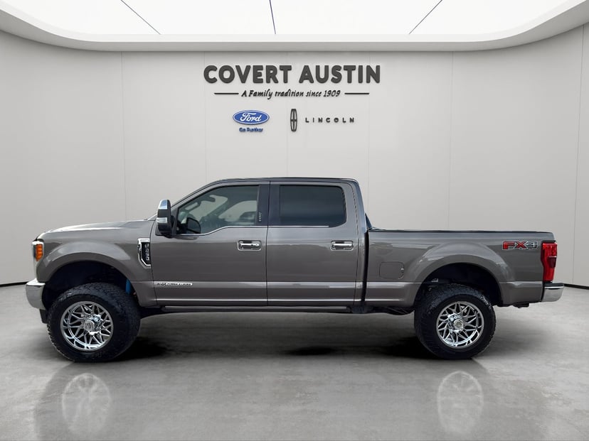 2019 Ford F-250SD - Image 2