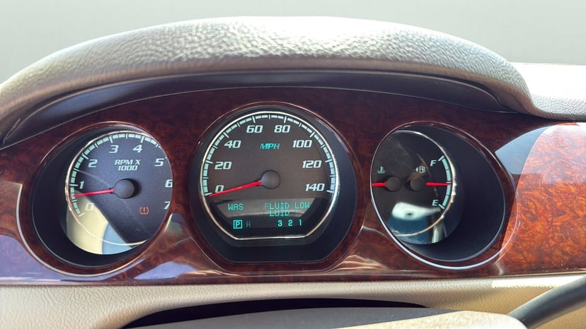 2011 Buick Lucerne - Image 6