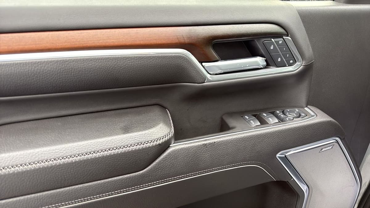 2025 GMC Sierra 2500HD - Image 12