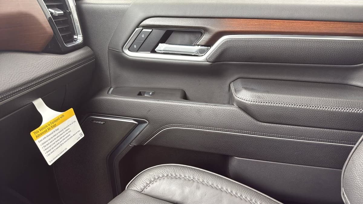 2025 GMC Sierra 2500HD - Image 24