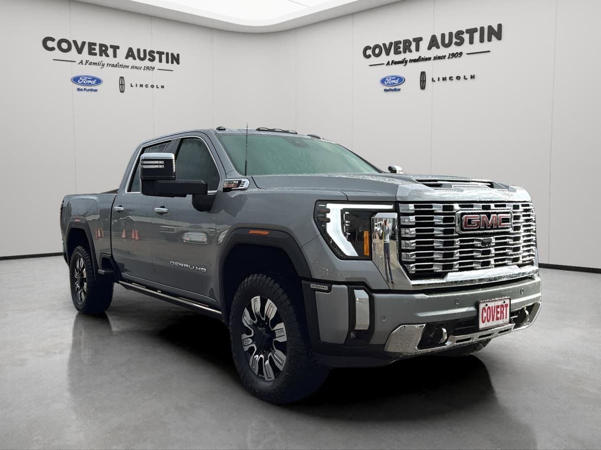 2025 GMC Sierra 2500HD - Image 7