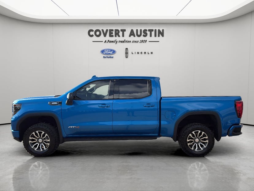 2022 GMC Sierra 1500 - Image 2