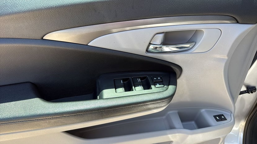 2016 Honda Pilot - Image 8
