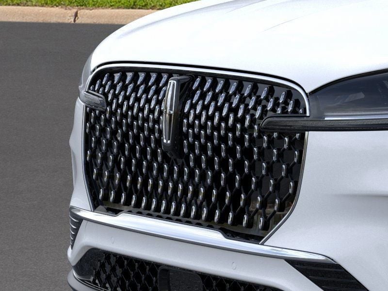 2026 Lincoln Aviator - Image 17