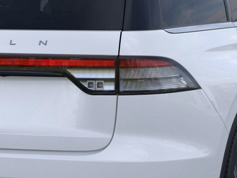 2026 Lincoln Aviator - Image 21