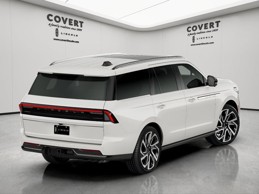 2026 Lincoln Navigator - Image 3
