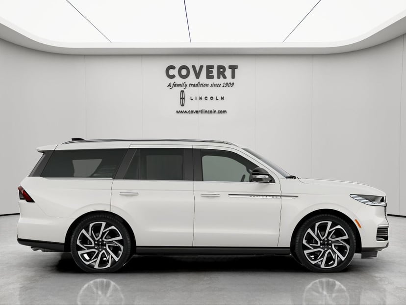 2026 Lincoln Navigator - Image 5