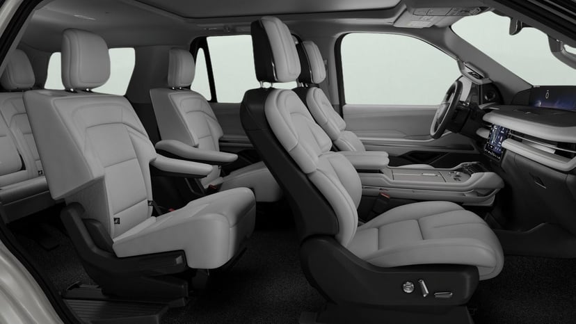 2026 Lincoln Navigator - Image 6