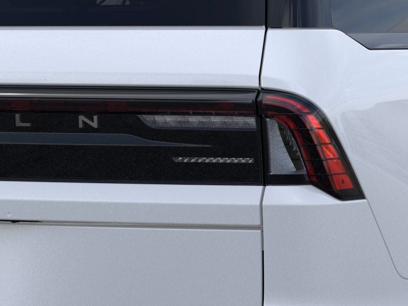 2026 Lincoln Navigator - Image 21