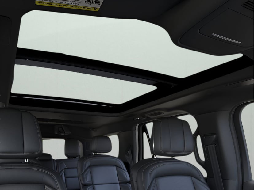 2026 Lincoln Navigator - Image 22