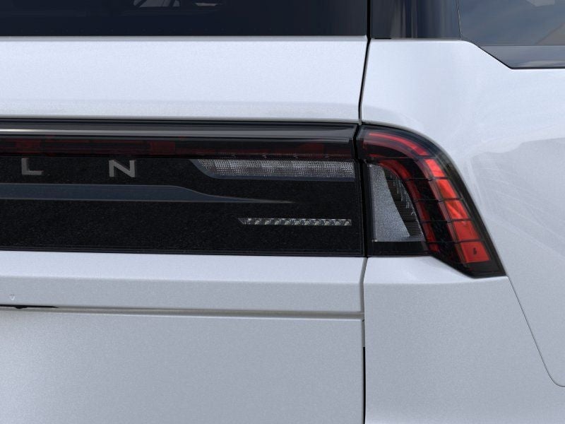 2026 Lincoln Navigator - Image 21