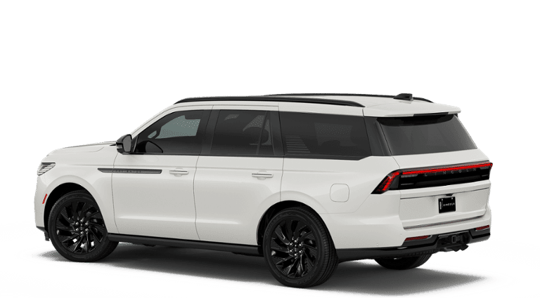 2026 Lincoln Navigator - Image 25