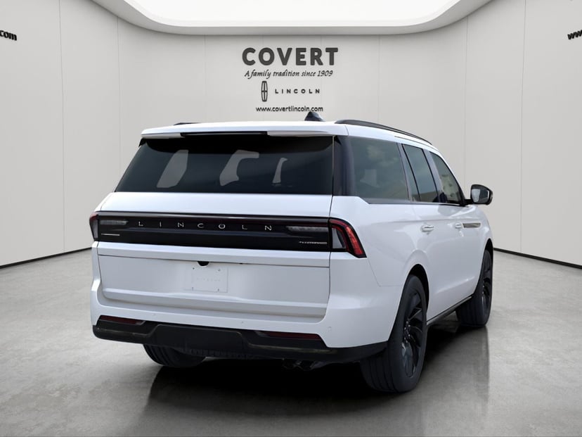 2026 Lincoln Navigator - Image 6