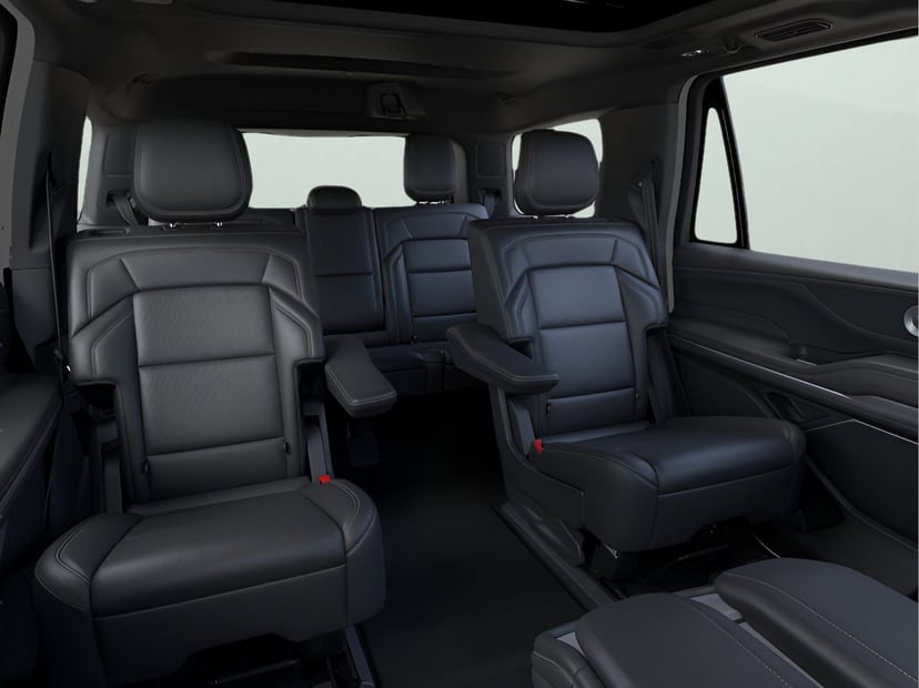 2026 Lincoln Navigator - Image 11