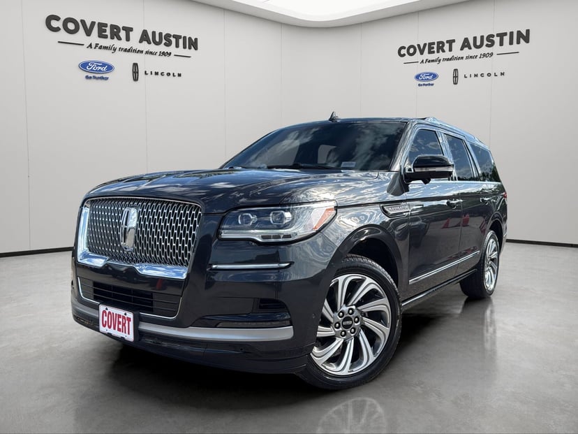 2023 Lincoln Navigator - Image 1